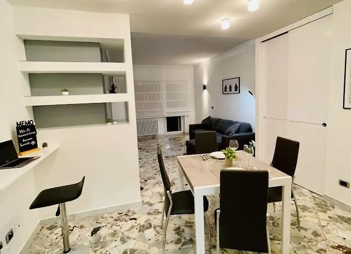 Suite169 Con Vista 巴里