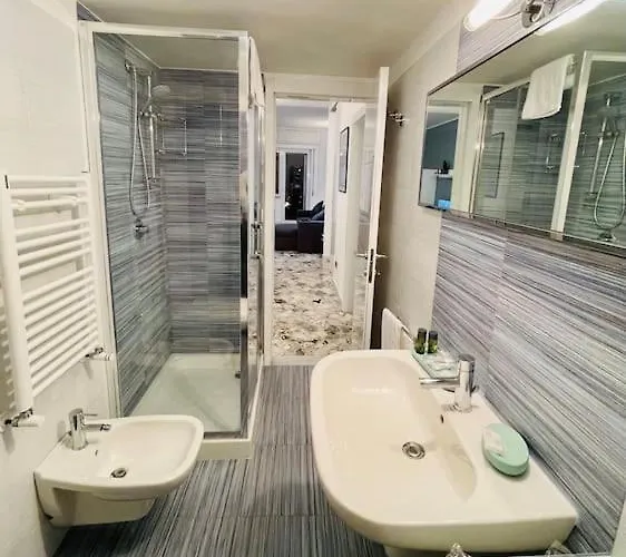 Suite169 Con Vista 公寓 *