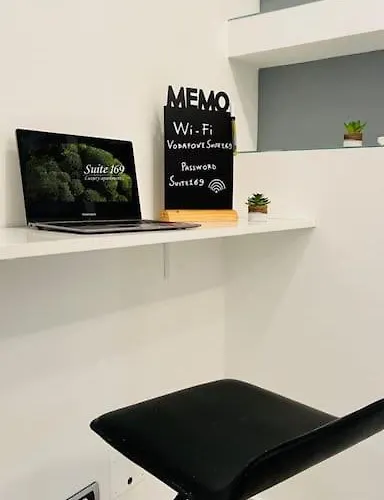 Suite169 Con Vista شقة *